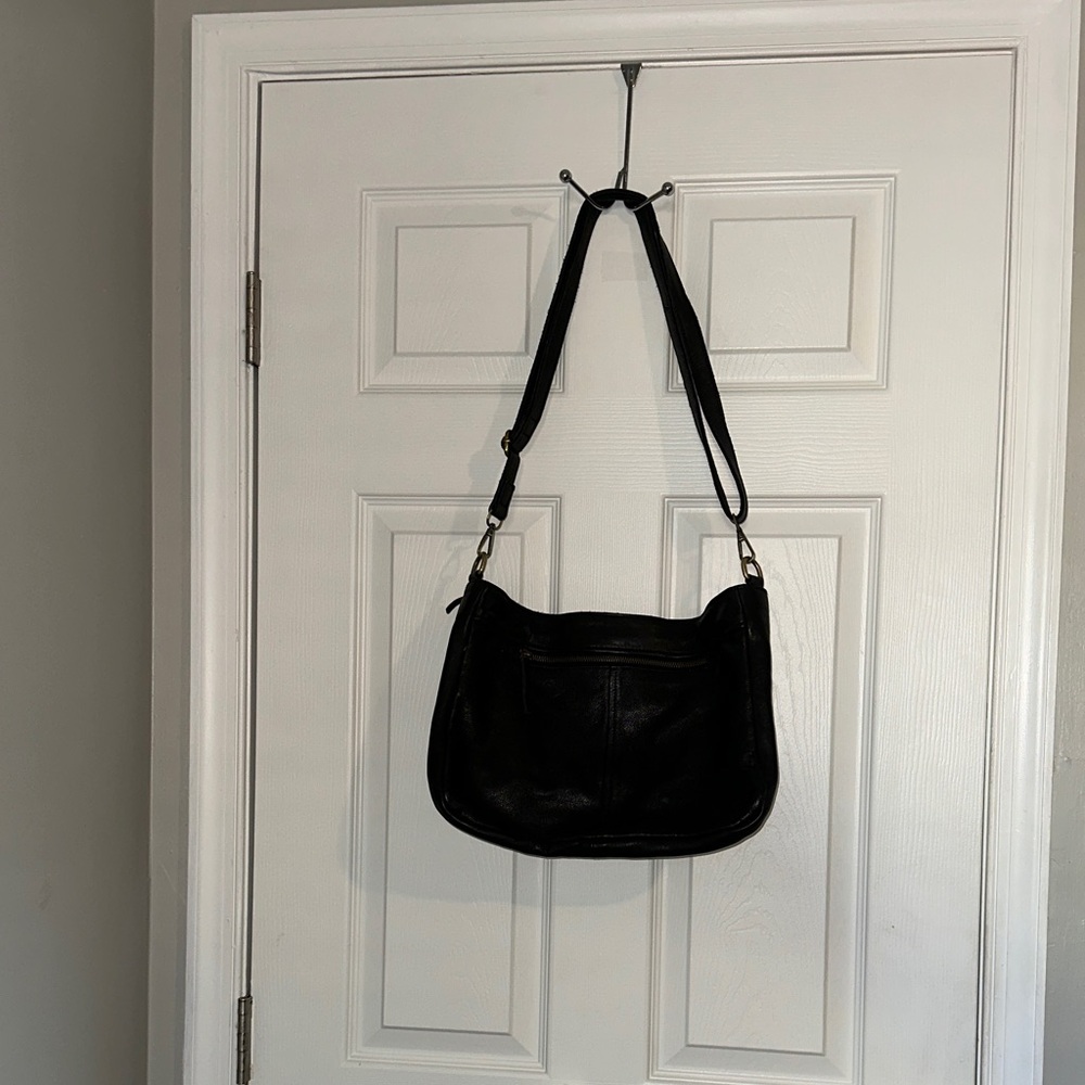 Elegant Black Shoulder Bag